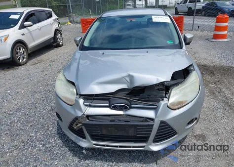 2014 Ford Focus Se z USA, uszkodzony, nr VIN 1FADP3F26EL248546